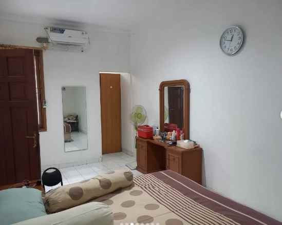 dijual rumah jalan kebon jeruk jakarta