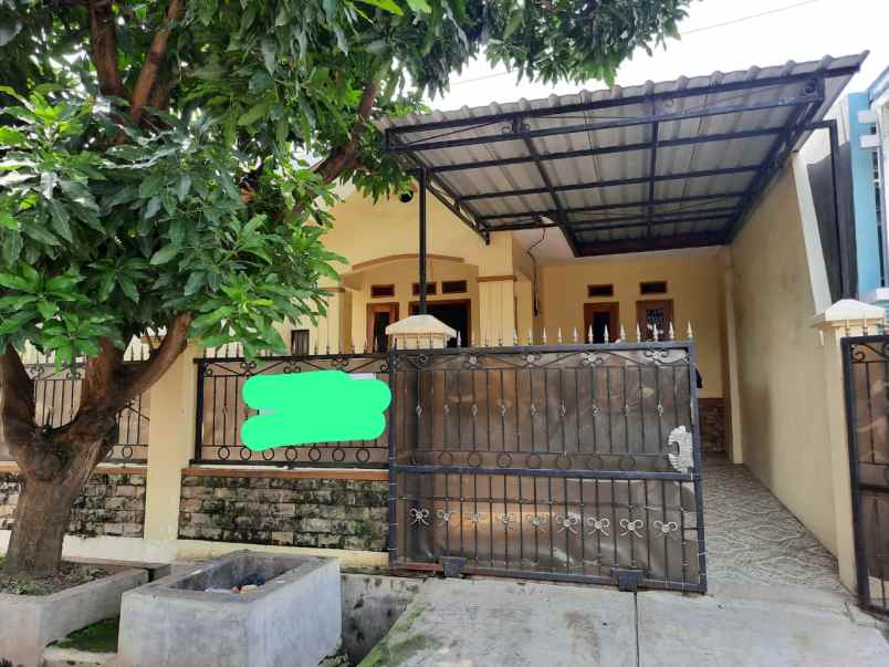 dijual rumah jalan kecapi