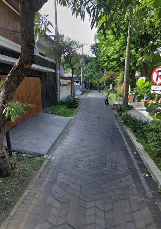 dijual rumah jalan kesumba