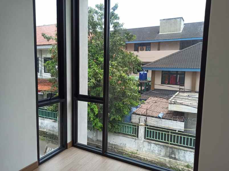 dijual rumah jalan nangka vii