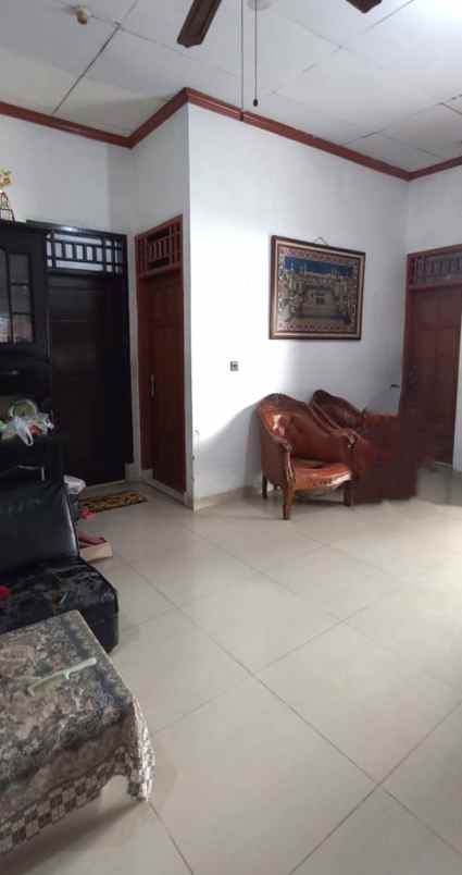 dijual rumah jalan nusantara raya