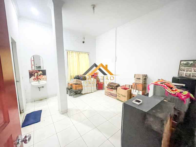 dijual rumah jalan pasar 3 krakatau
