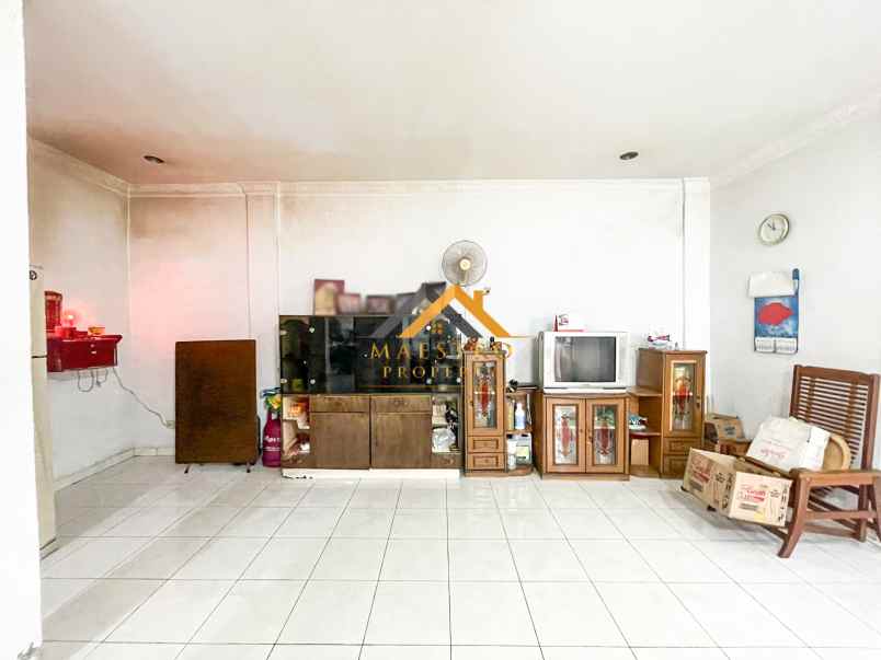 dijual rumah jalan pasar 3 krakatau