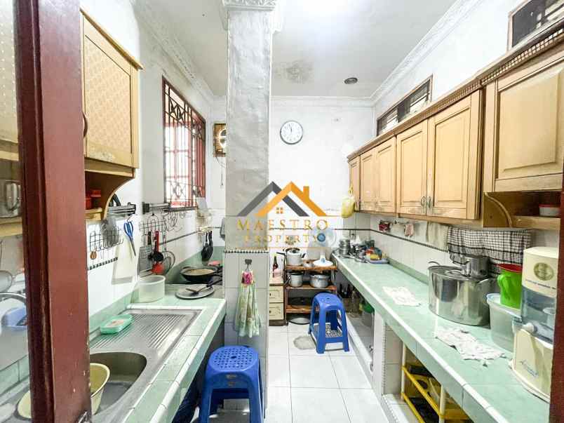 dijual rumah jalan pasar 3 krakatau