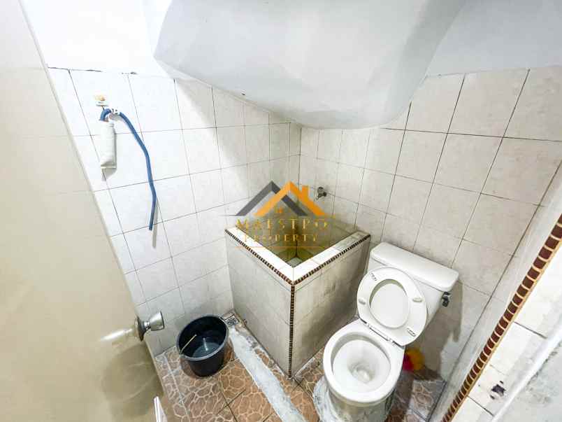 dijual rumah jalan pasar 3 krakatau