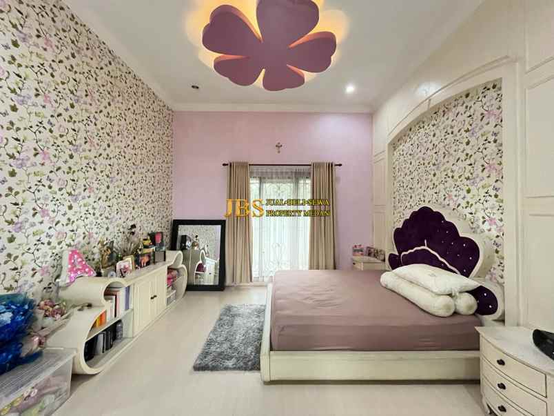 dijual rumah jalan pasar baru daerah