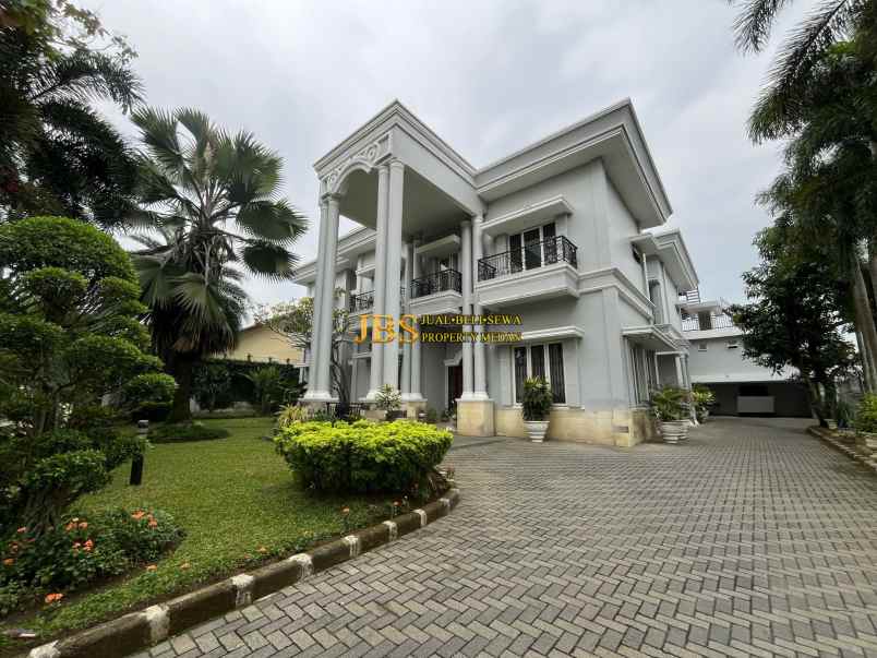 dijual rumah jalan pasar baru daerah