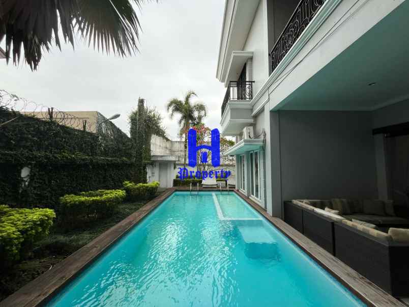 dijual rumah jalan pasar baru daerah