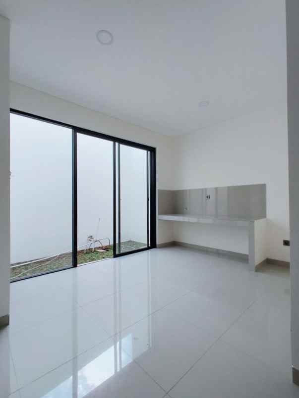 dijual rumah jalan raya ceger pondok aren