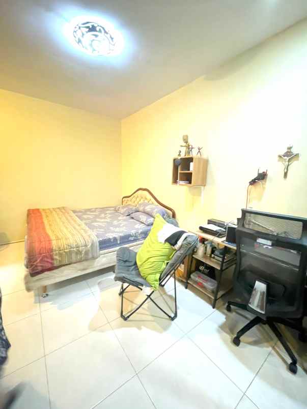 dijual rumah janur elok kelapa gading