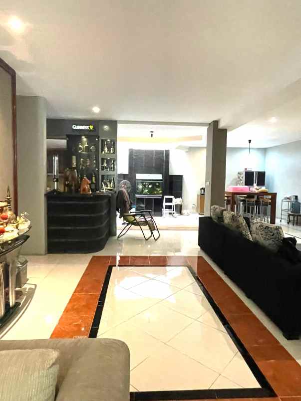 dijual rumah janur elok kelapa gading