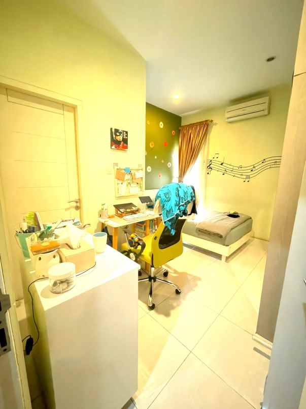 dijual rumah janur elok kelapa gading