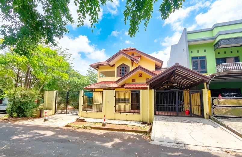 dijual rumah jatinegara