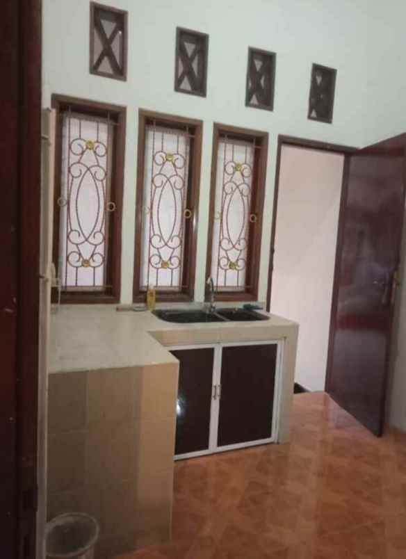 dijual rumah jatiwaringin pondok gede bekasi