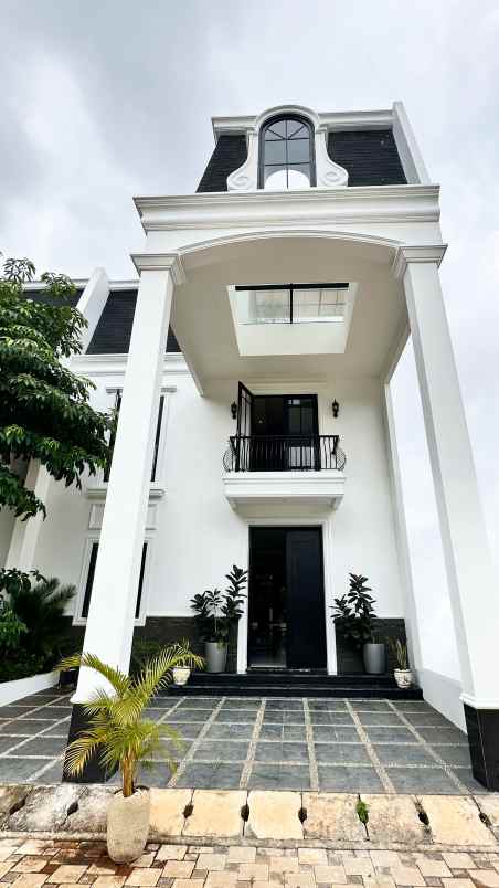 dijual rumah jl beo pesanggrahan