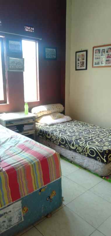 dijual rumah jl cihanjuang cimahi