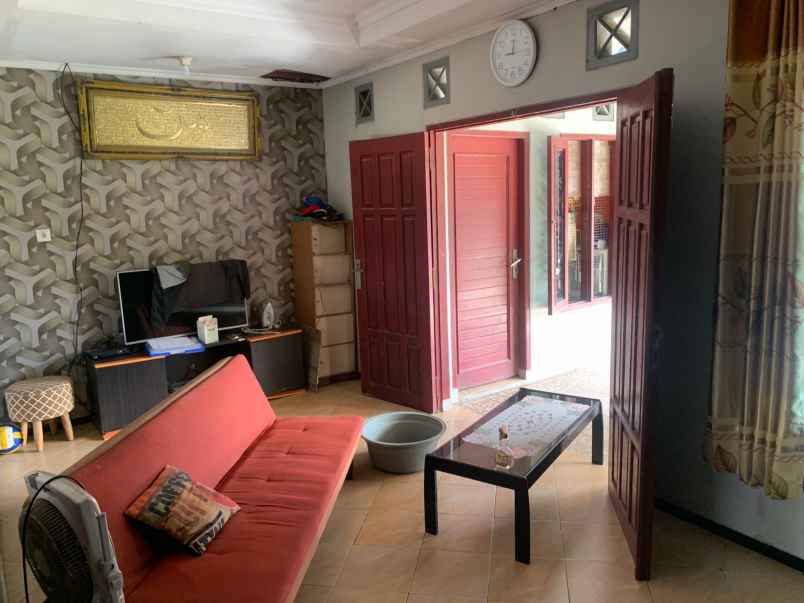 dijual rumah jl dr murjani ii gg