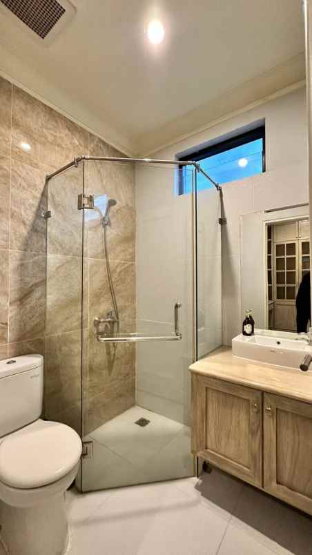 dijual rumah jl garuda sawah lama