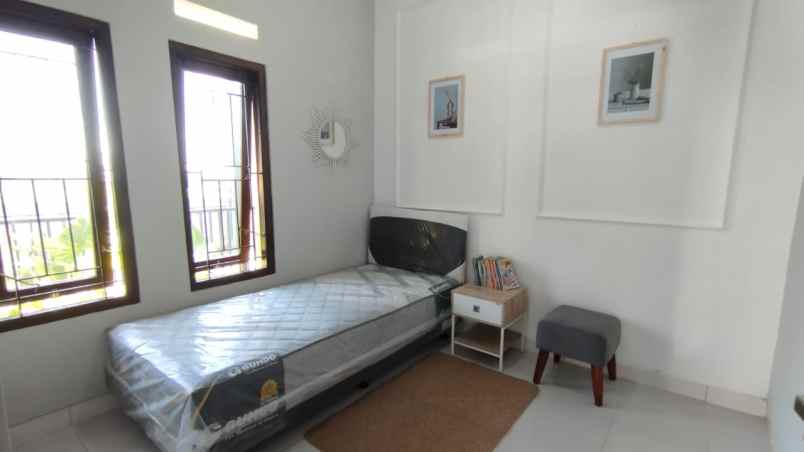 dijual rumah jl imogiri km 7 5