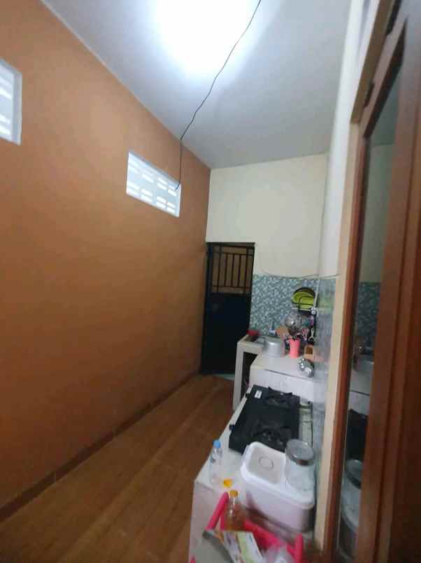 dijual rumah jl jetkol subadri