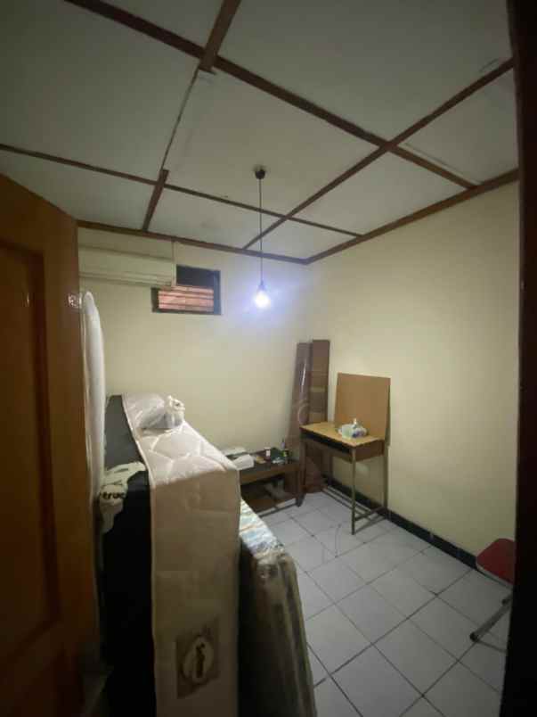 dijual rumah jl kaliurang km 7