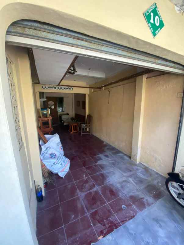 dijual rumah jl kaliurang km 7