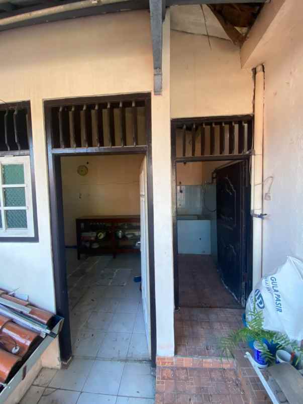 dijual rumah jl kaliurang km 7