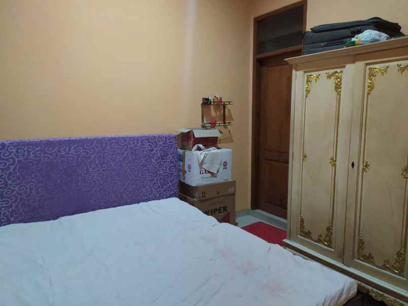 dijual rumah jl kota baru ciateul