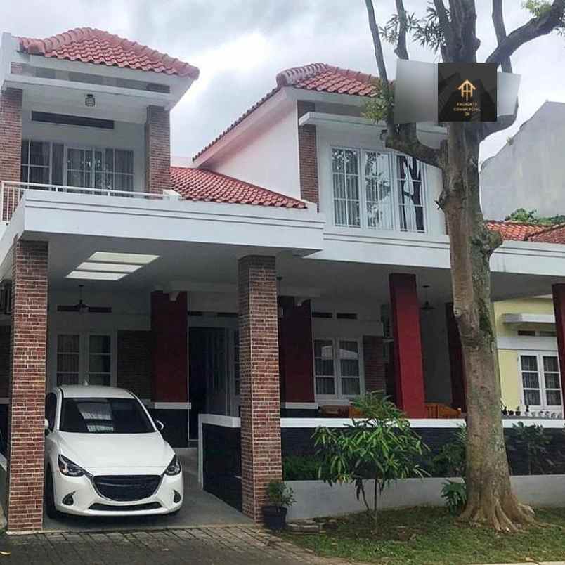 dijual rumah jl kotabaru parahyangan