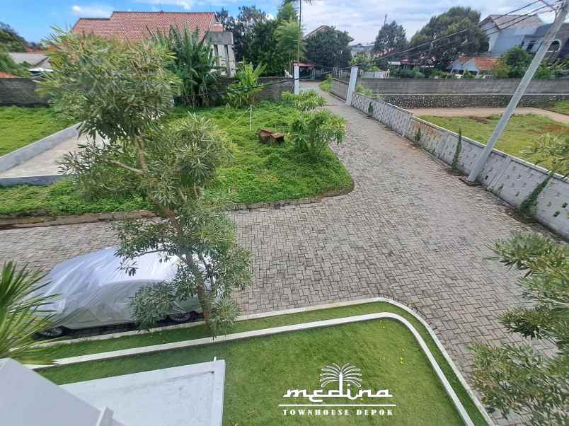 dijual rumah jl kramat asem 36b