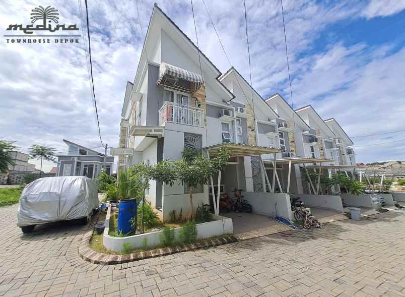dijual rumah jl kramat asem 36b