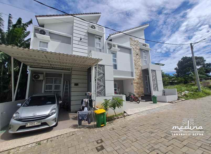 dijual rumah jl kramat asem 36b