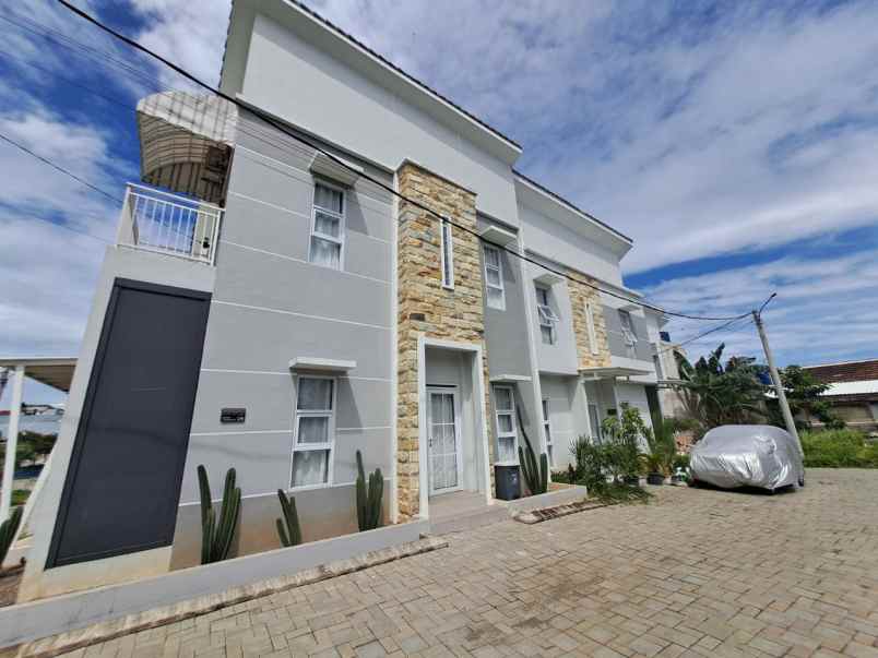 dijual rumah jl kramat asem no 36