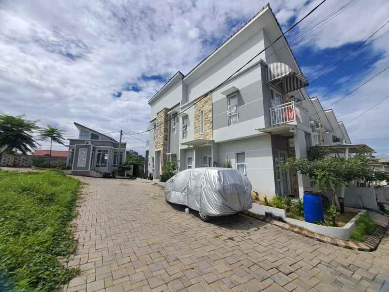 dijual rumah jl kramat asem no 36b