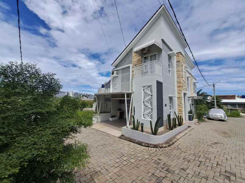 dijual rumah jl kramat asem no 36b