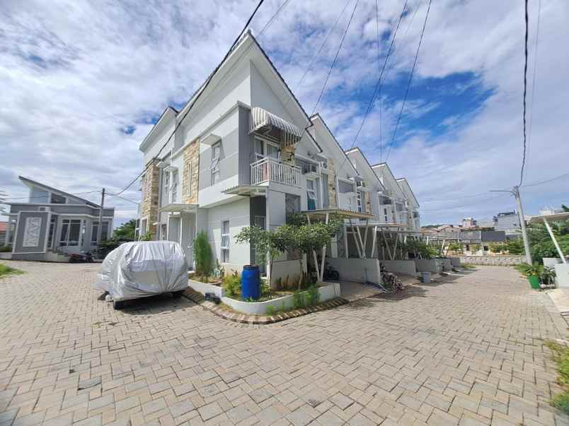 dijual rumah jl kramat asem no 36b