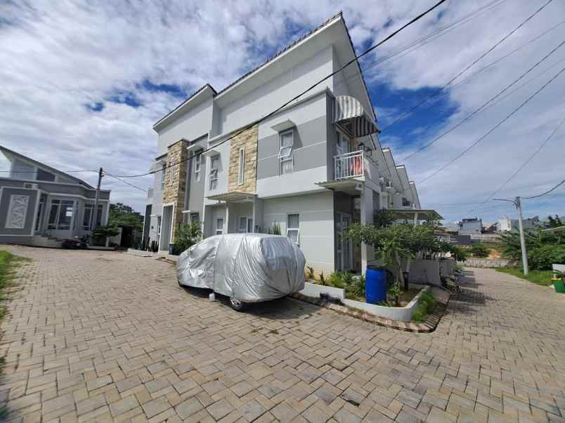 dijual rumah jl kramat asem no 36b
