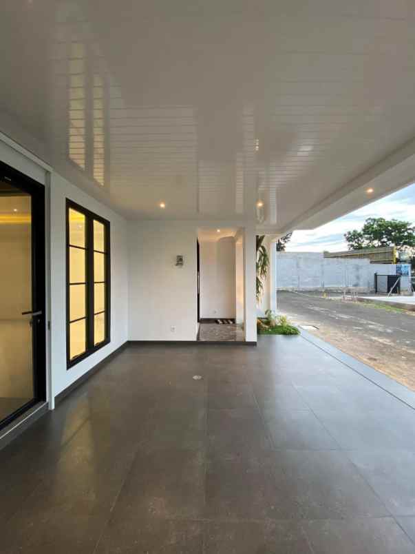 dijual rumah jl lapangan tembak cibubur