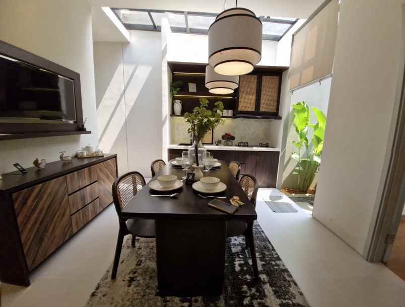 dijual rumah jl lebak bulus raya