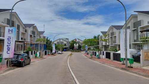 dijual rumah jl lkr selatan suradita
