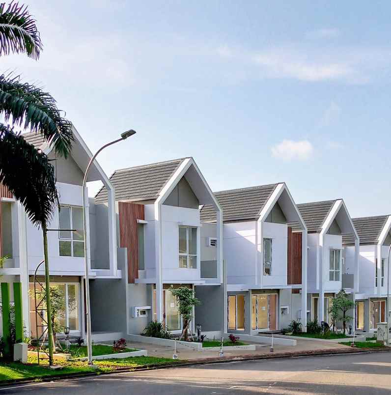 dijual rumah jl lkr selatan suradita