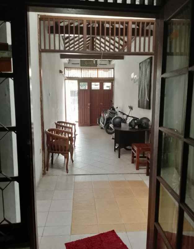 dijual rumah jl masjid al akhyar