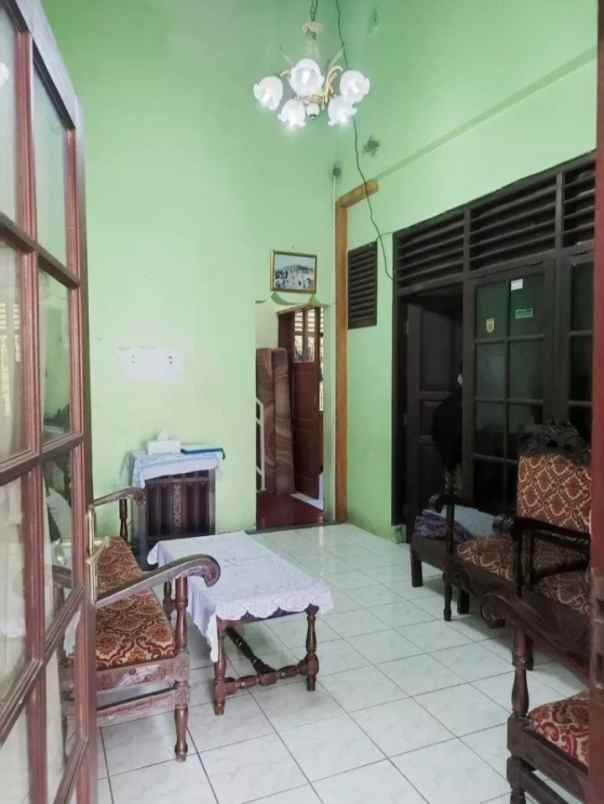 dijual rumah jl masjid al akhyar