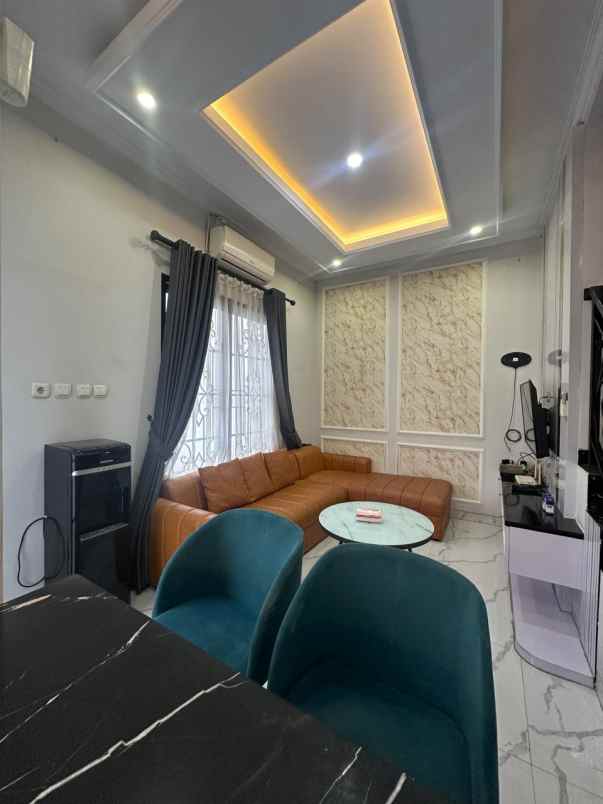 dijual rumah jl pagujaten