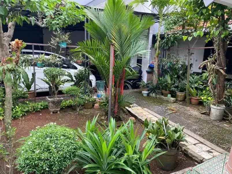 dijual rumah jl pancoran timur
