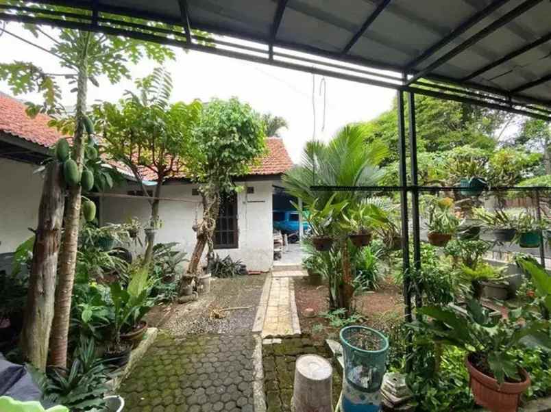 dijual rumah jl pancoran timur