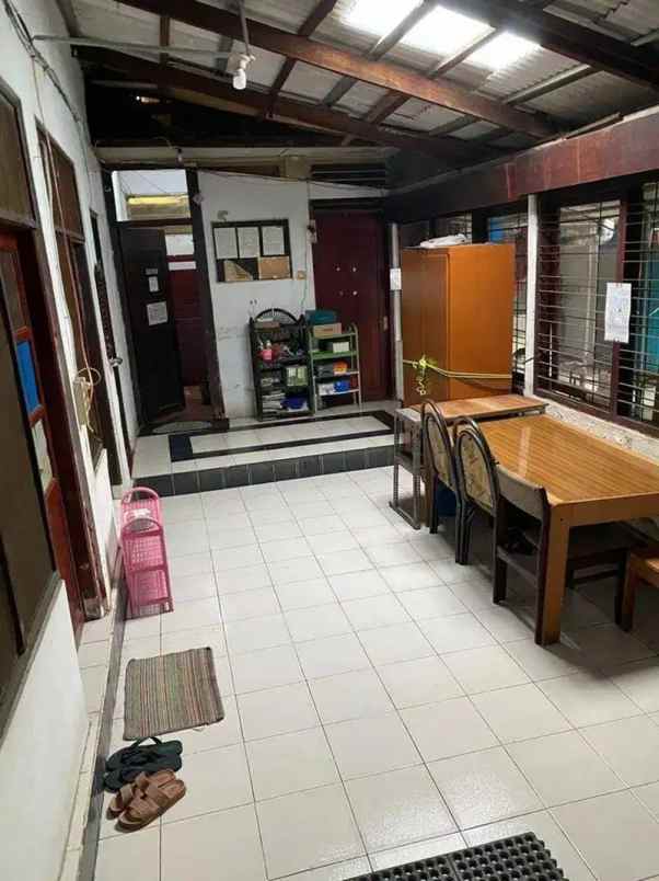 dijual rumah jl pancoran timur