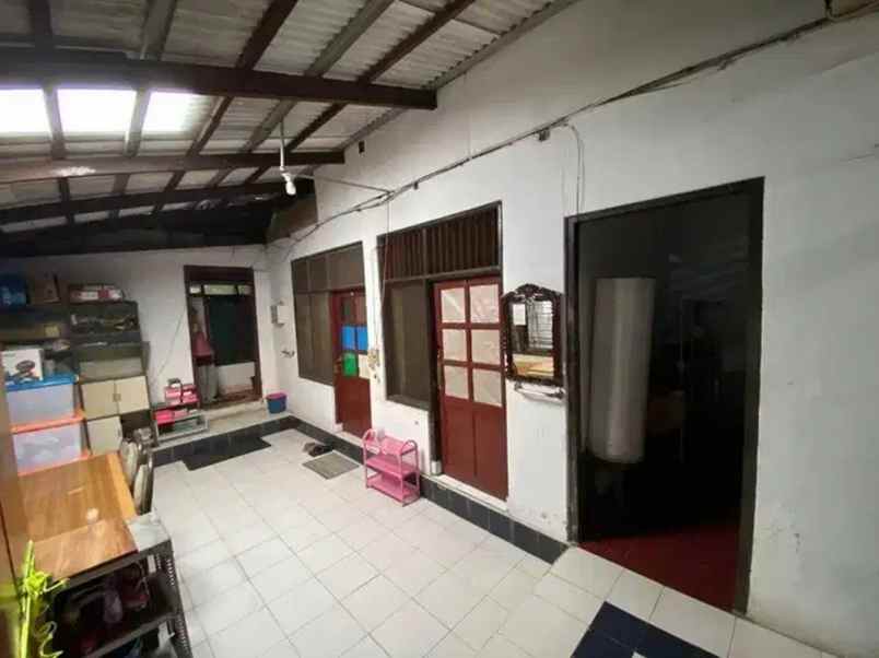 dijual rumah jl pancoran timur