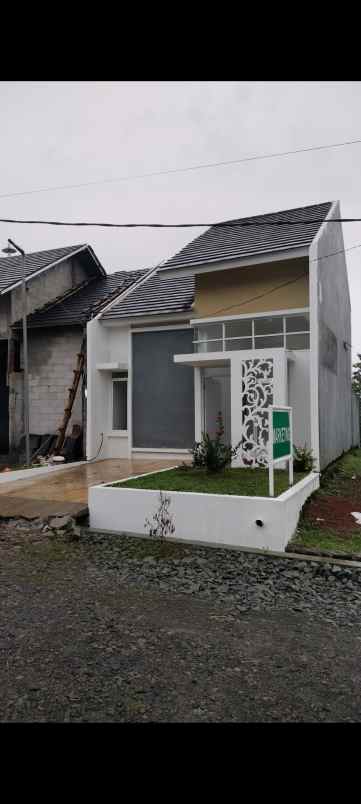 dijual rumah jl pondok hijau belakang