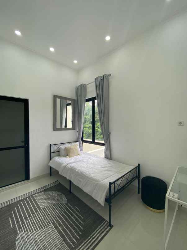 dijual rumah jl rambutan iii